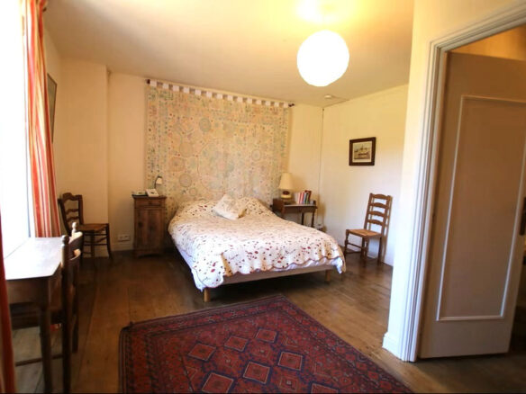 6-bedroom Mill In Nanteuil-en-vallee, France (294 M²)