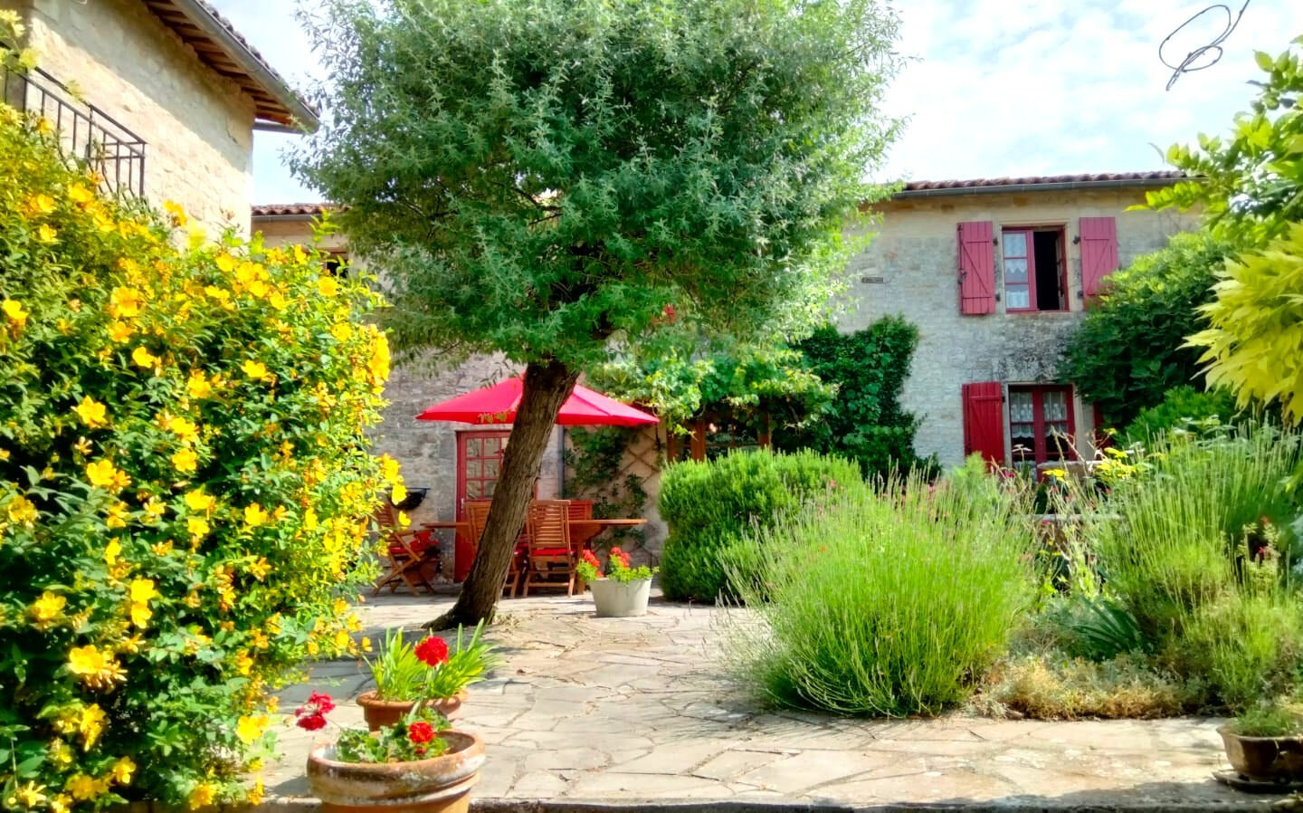 3-bedroom Village House In Salles-de-villefagnan, France (155 M²)