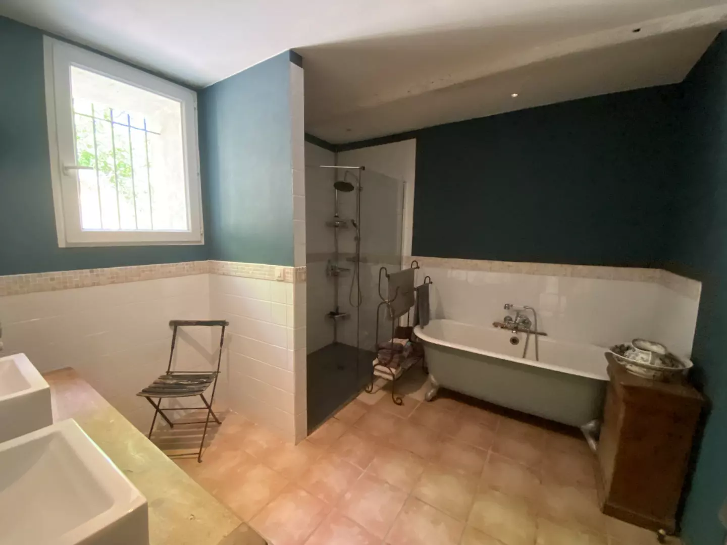 7-bedroom Country House In Saint-romain, France (300 M²)