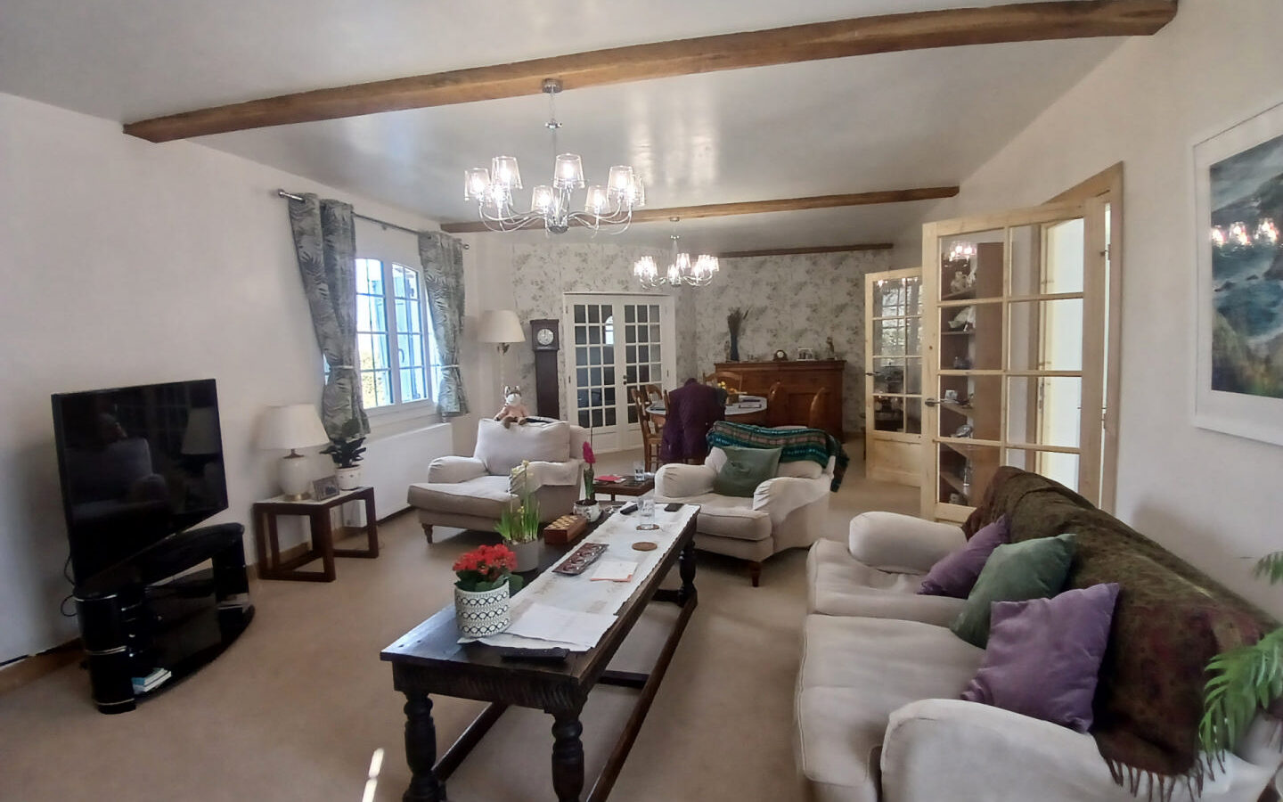 5-bedroom House In La Coquille, France (195 M²)