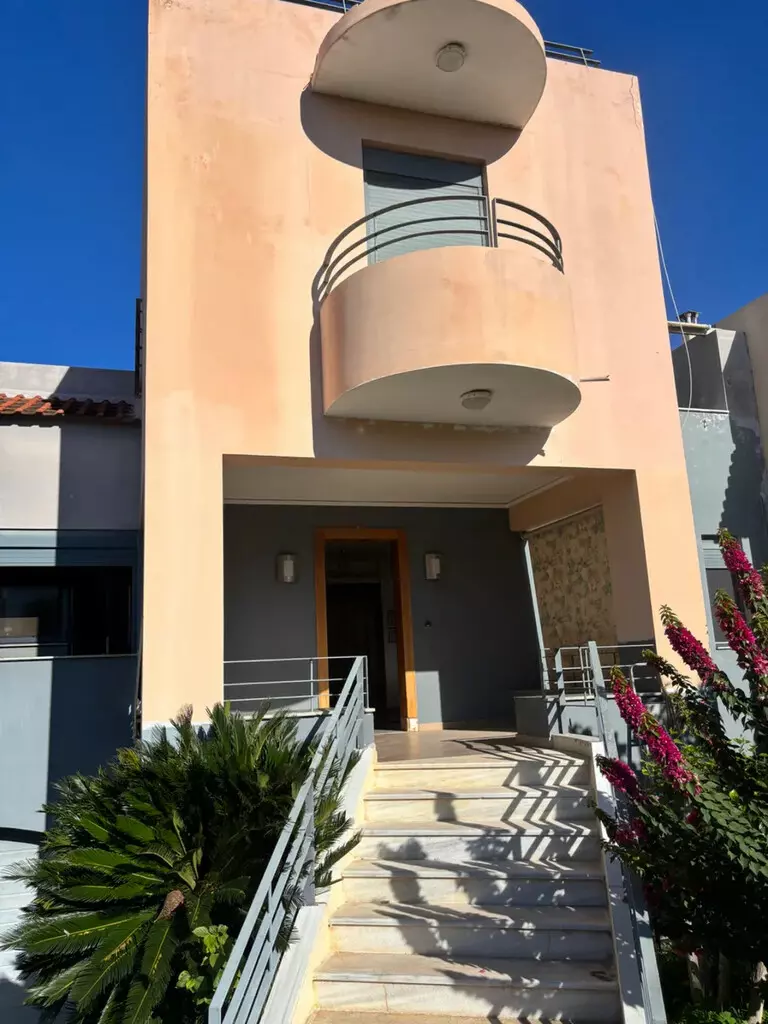 Detached House Of 227 M² In Attica