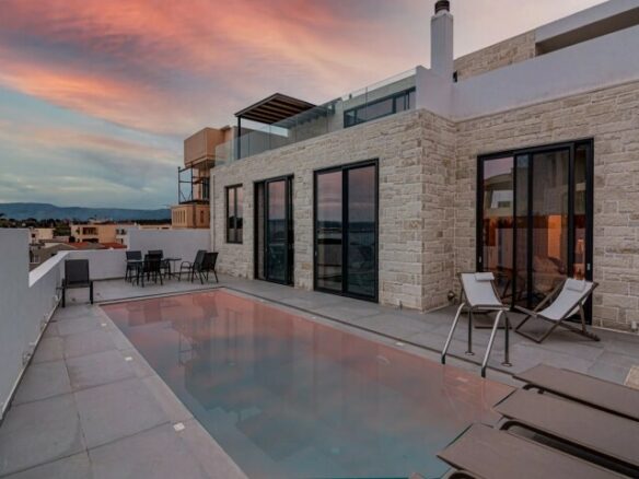 Villa Of 180 M² In Crete
