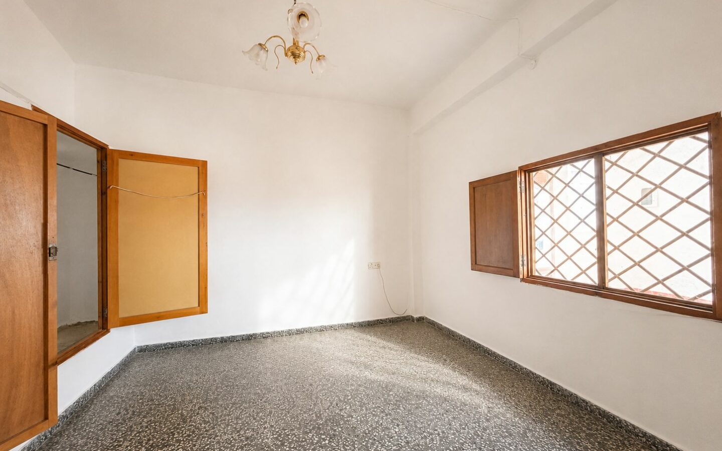 4-bedroom Villa In Gata De Gorgos, Spain (195 M²)