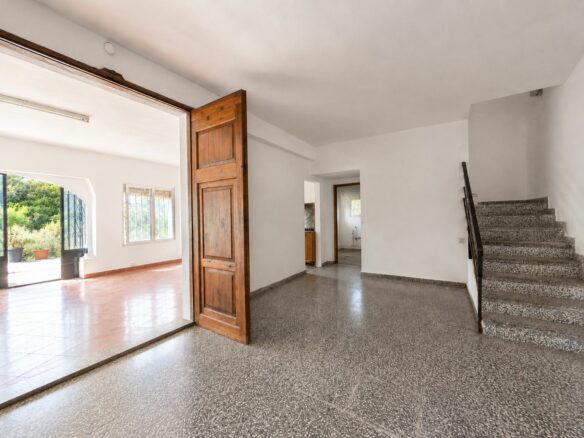 4-bedroom Villa In Gata De Gorgos, Spain (195 M²)