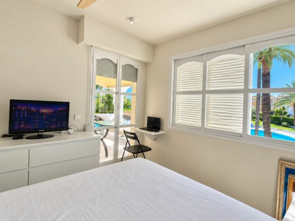 2-bedroom Apartment In Jávea, Spain (80 M²)