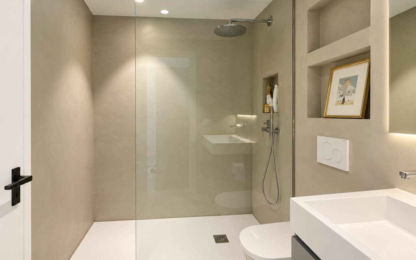 Apartment Of 80 M² In Spain
