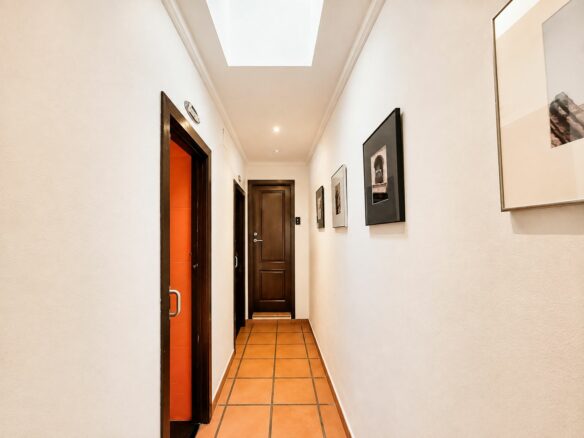 Commercial Premises In Jávea, Spain (105 M²)