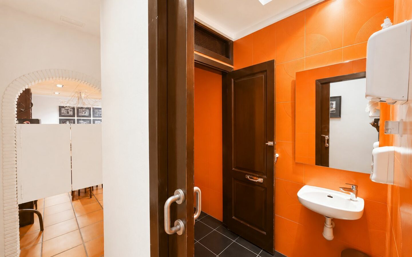 Commercial Premises In Jávea, Spain (105 M²)