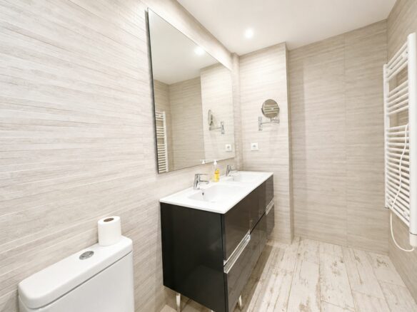 3-bedroom Apartment In Spain (132 M²)