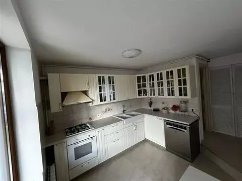 House / Villa For Sale.