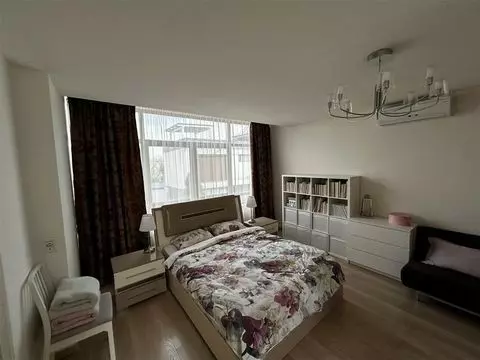 House / Villa For Sale.