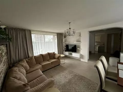 House / Villa For Sale.