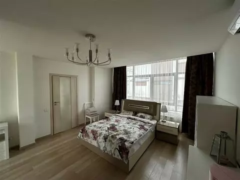 House / Villa For Sale.