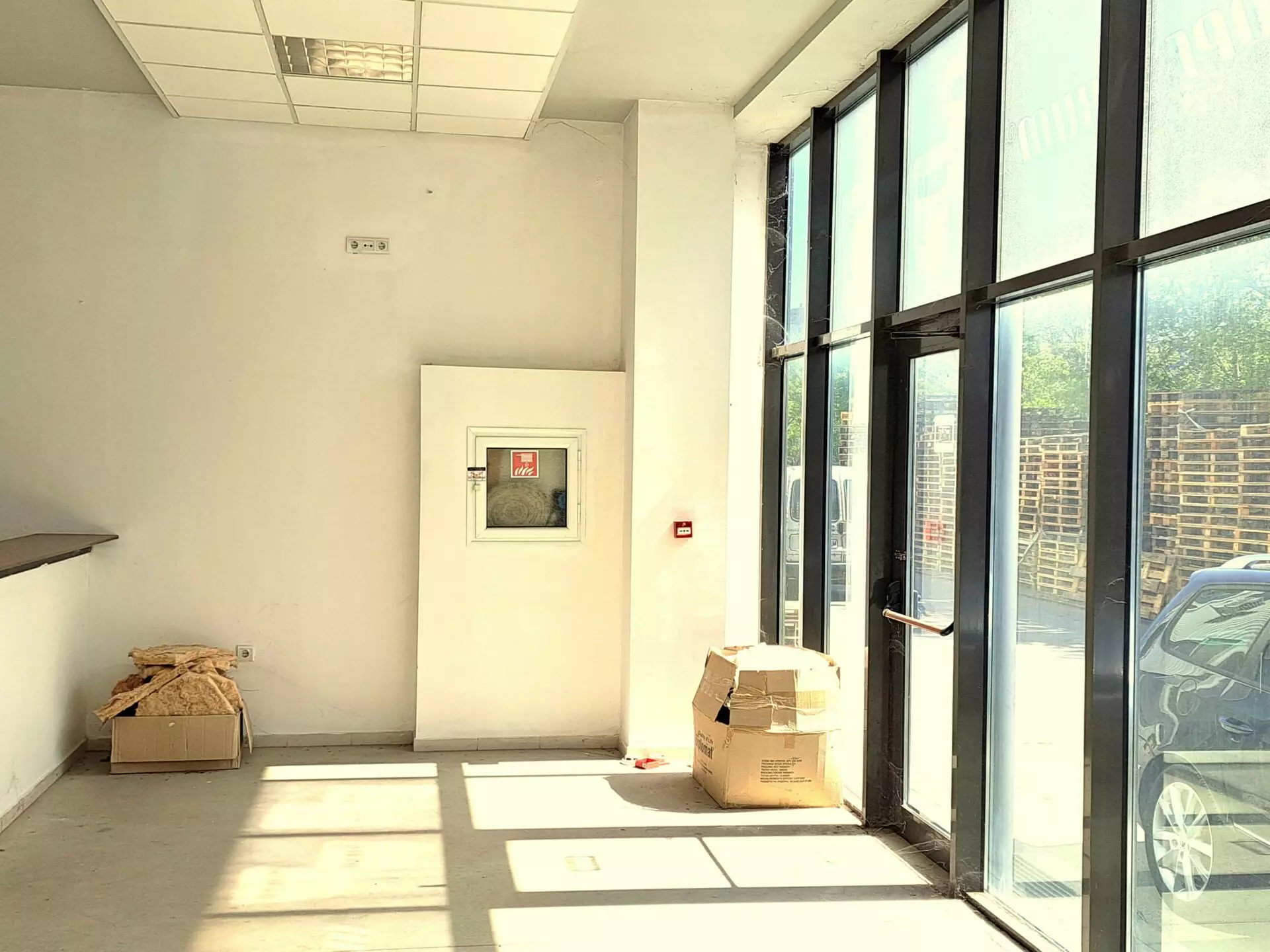 Shop Of 70 M² In Varna, Metro District