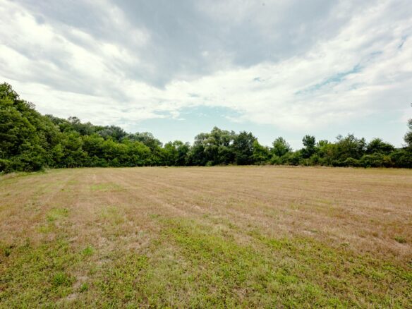 Plot Of 6000 M² With Building Permit For Three Single-family Houses In Kamchiya River, Varna Region