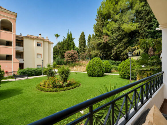 One Of The Best-positioned Three-bedroom Apartments In River Garden · Nueva AndalucÍa