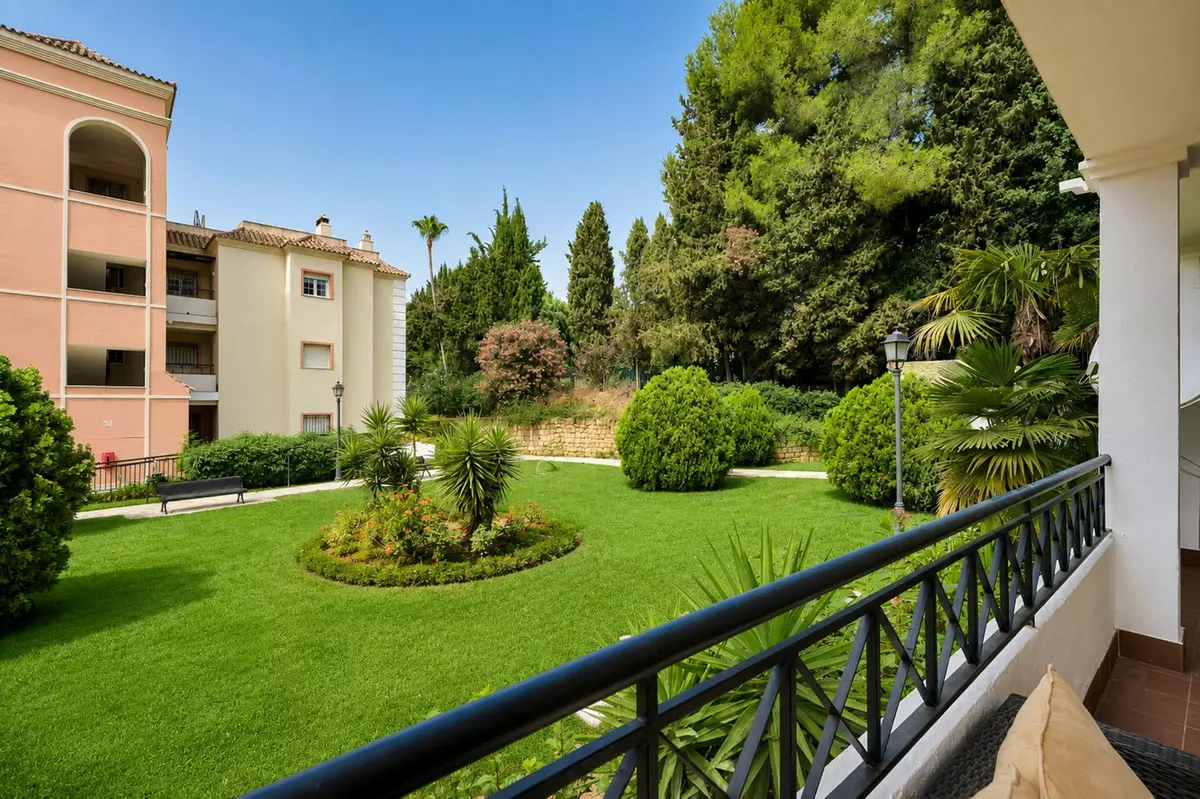 One Of The Best-positioned Three-bedroom Apartments In River Garden · Nueva AndalucÍa