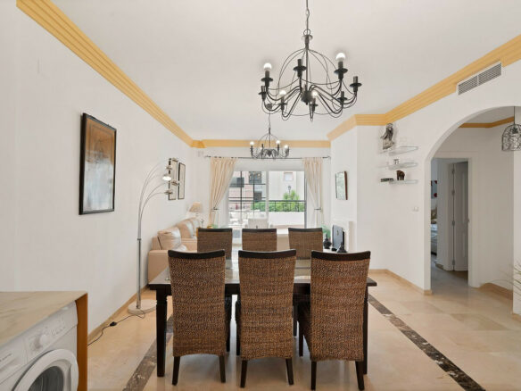 One Of The Best-positioned Three-bedroom Apartments In River Garden · Nueva AndalucÍa