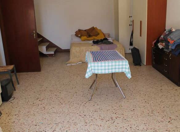 Townhouse Of 105 M² With Via Montalbano In Sicily