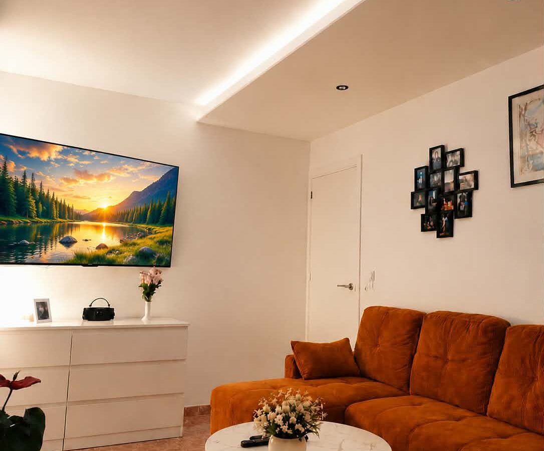 Exceptional Fully Renovated Apartment – Only 1 Minute From The Beach!