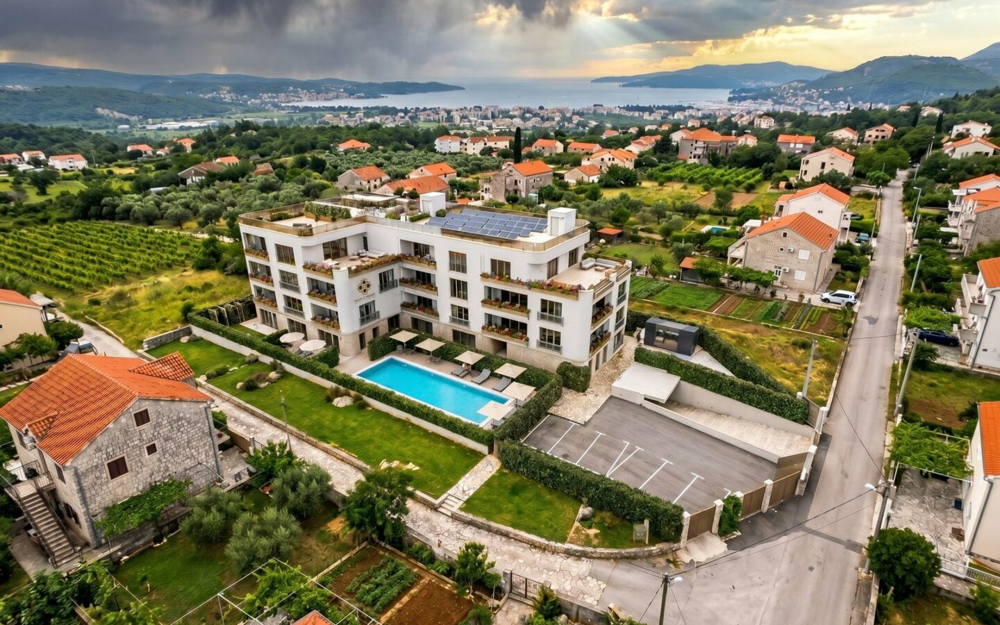 Zen Gardens – Penthouse 191 Sqm With Two Terraces, New Build, Bar (tomba), Montenegro