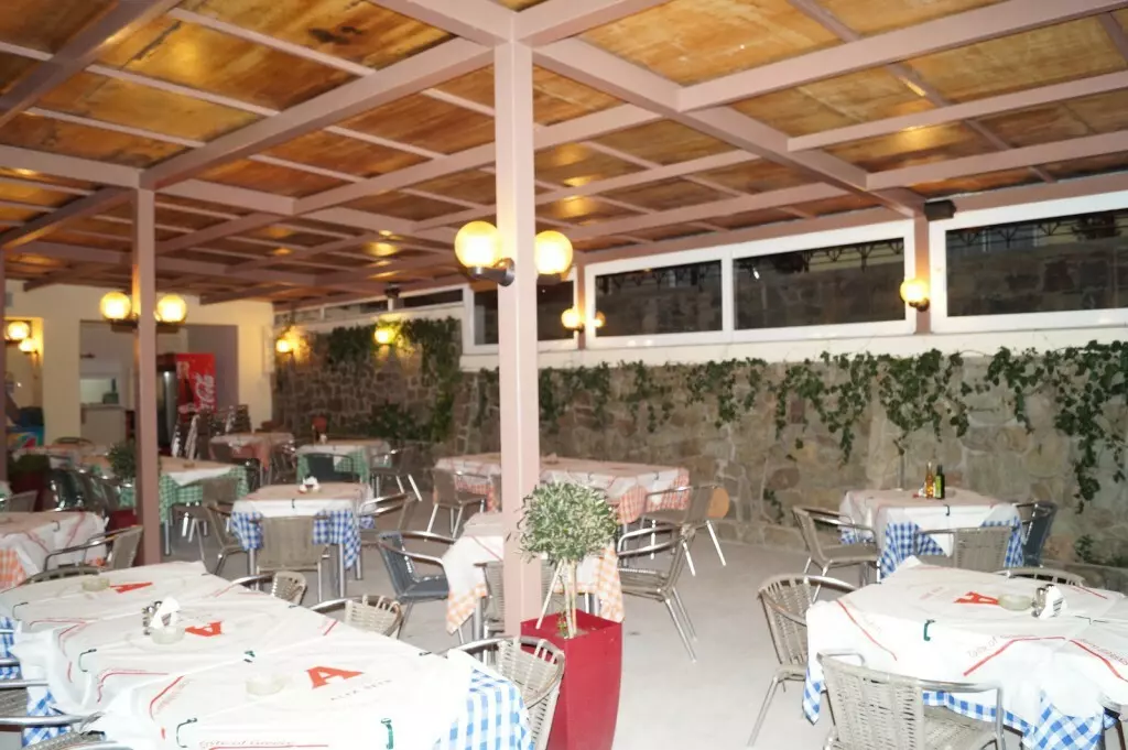 Business Of 300 M² In Crete