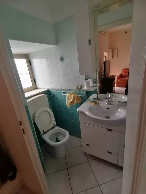 Townhouse Of 100 M² With Balcony In Termini