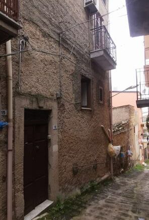 Townhouse Of 120 M² With 3 Bedrooms And 2 Bathrooms In Palermo