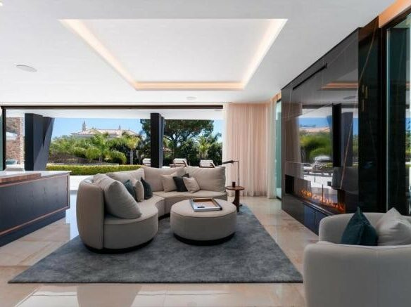 Six-bedroom Frontline Golf Villa For Sale