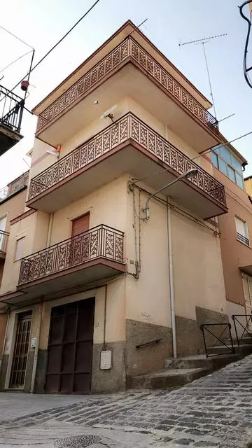 Panoramic Townhouse In Sicily – Casa Marta Via Dato