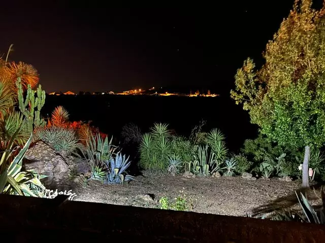 Villa Of 0 M² With Land In Sicily