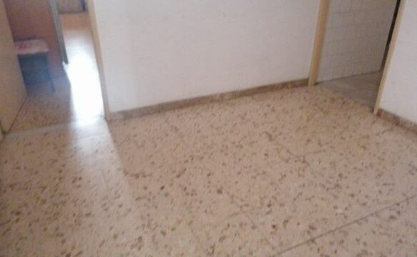 Apartment Of 120 M² With Balcony In Triassi
