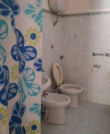 Apartment Of 120 M² With Balcony In Triassi