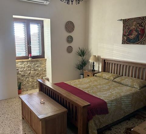 Villa Of 194 M² With Land In Sicily