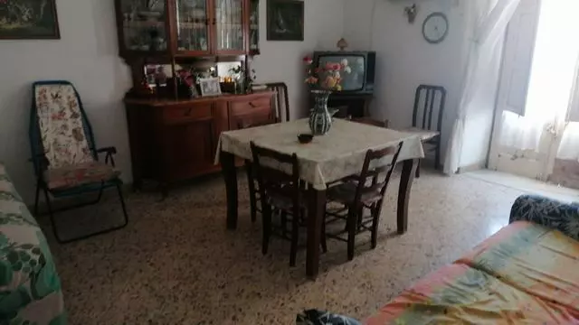 Apartment Of 120 M² With Balcony In Triassi