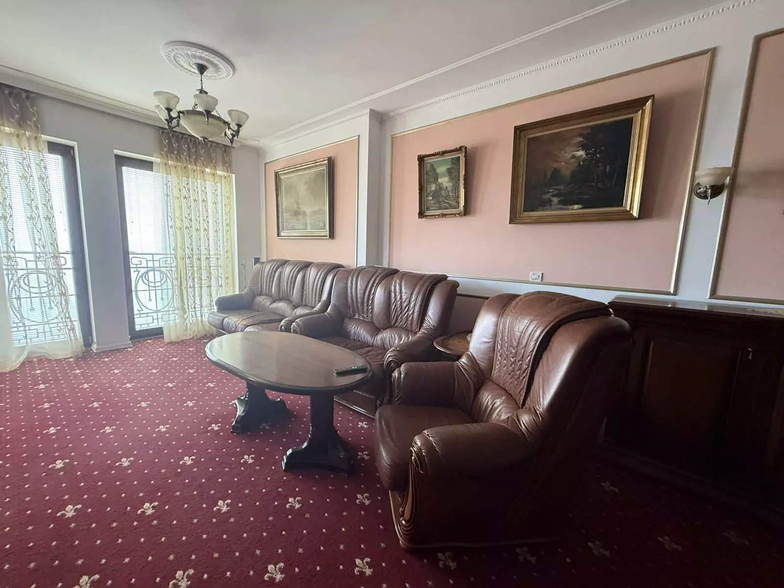 port palace1 Apartment Of 100 M² With Three Bedrooms And Sea View In Port Palace