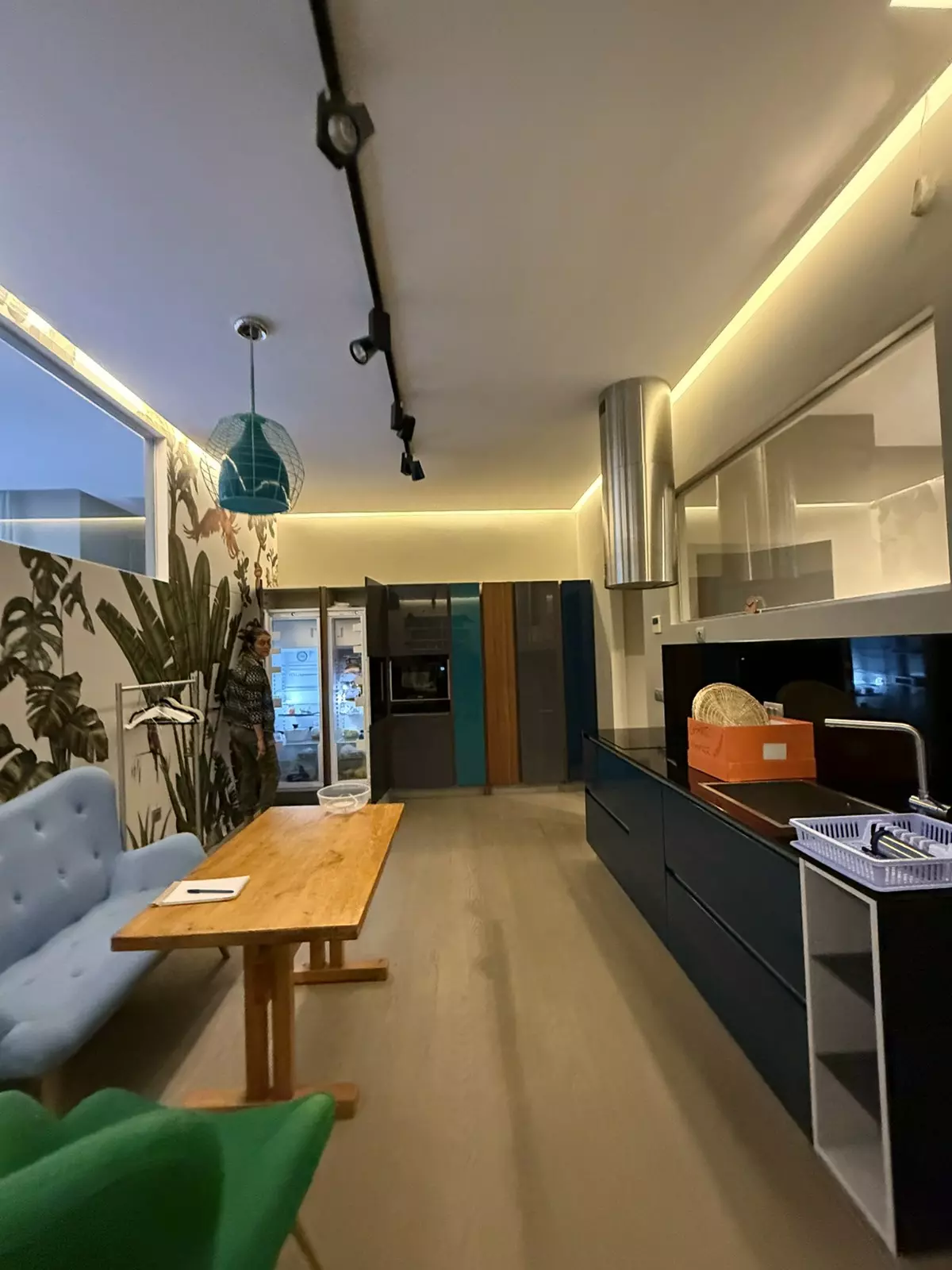 Apartment Of 150 M² With 5 Bedrooms In Port Palace, St. Constantine And Helena