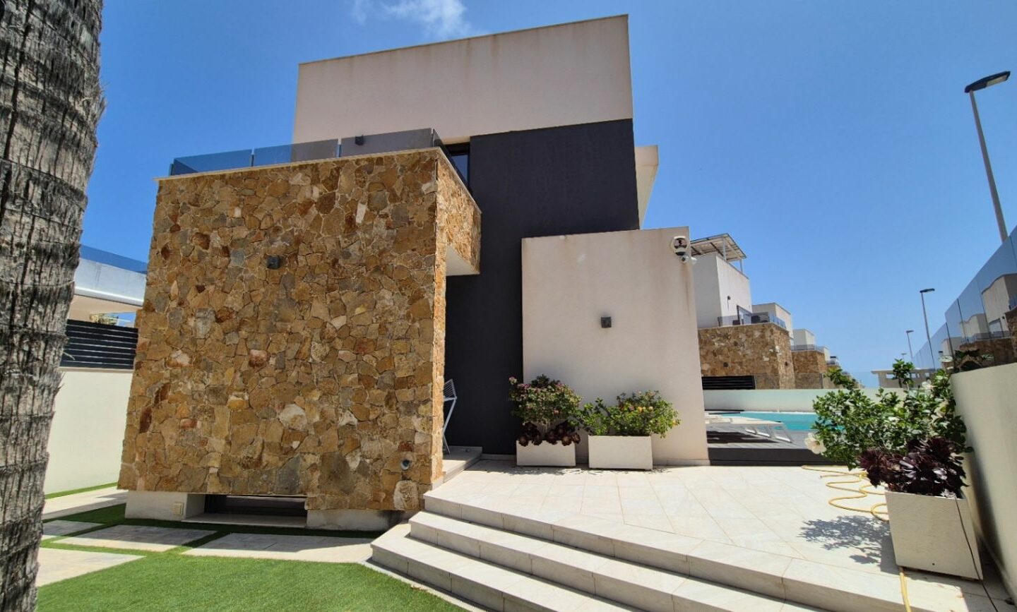 Villa Of 205 M² In Torrevieja, Spain