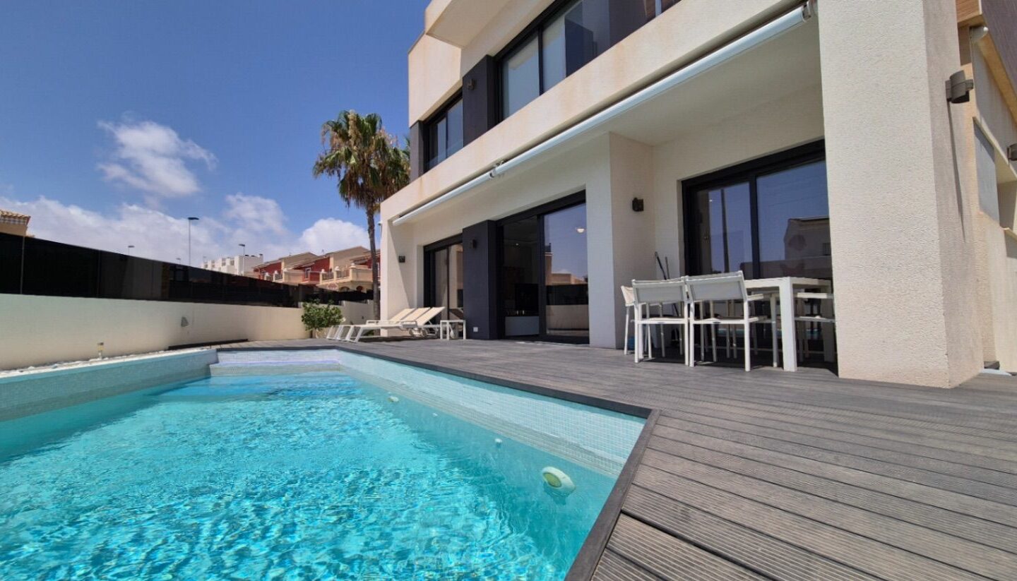 Villa Of 205 M² In Torrevieja, Spain