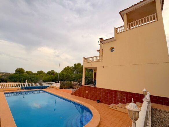 3-bedroom Terraced House In Algorfa, Spain (100 M²)