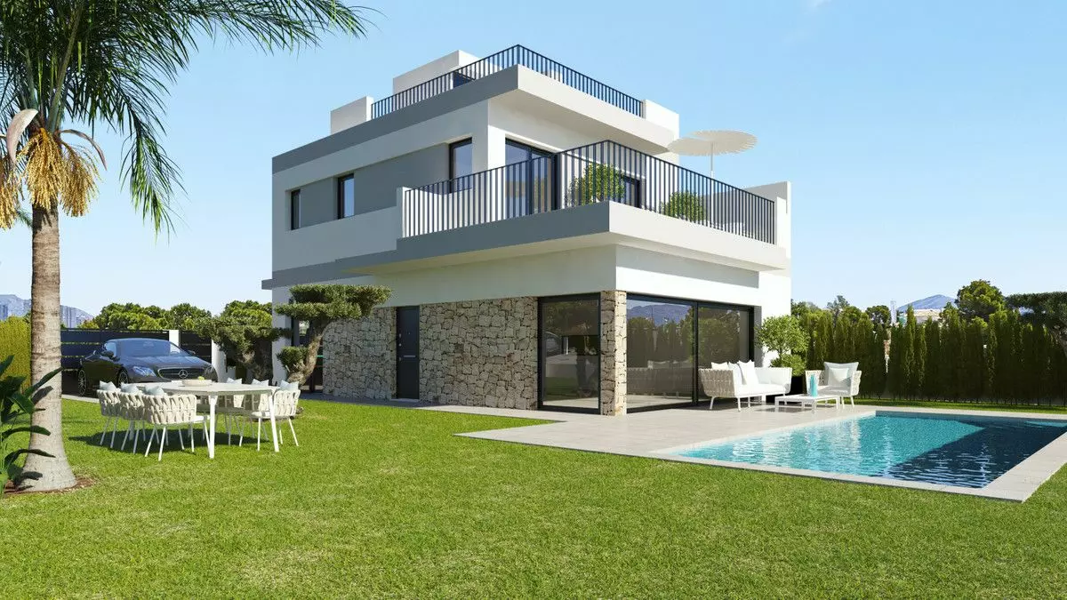 Villa Of 237 M² In San Miguel De Salinas