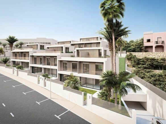 Villa Of 180 M² With [features] In Estepona, Spain