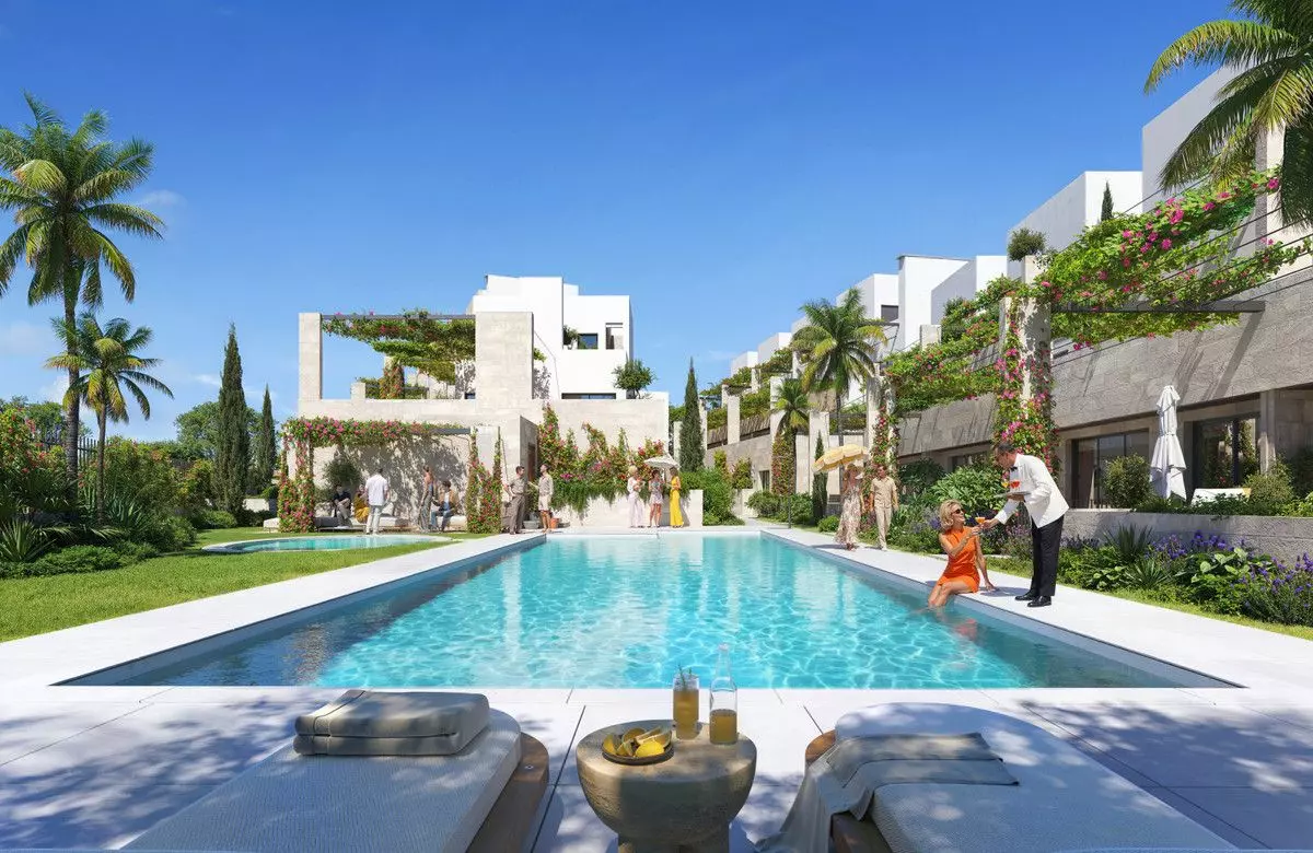 Apartment Of 134 M² With Sea View In Estepona