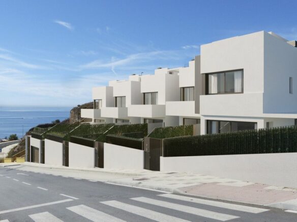 House Of 266 M² With Sea Views In Rincón De La Victoria, Spain