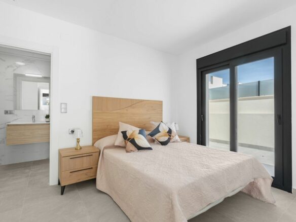 Villa Of 97 M² In Daya Nueva, Spain