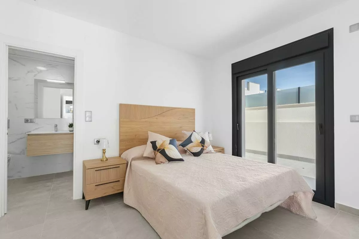 Villa Of 97 M² In Daya Nueva, Spain