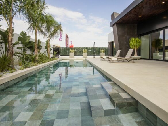 3-bedroom Villa In Rojales, Spain (290 M²)