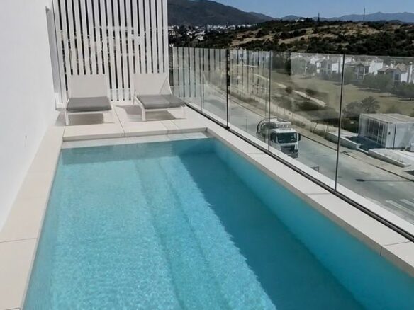 Villa Of 180 M² With [features] In Estepona, Spain
