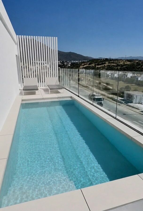 Villa Of 180 M² With [features] In Estepona, Spain