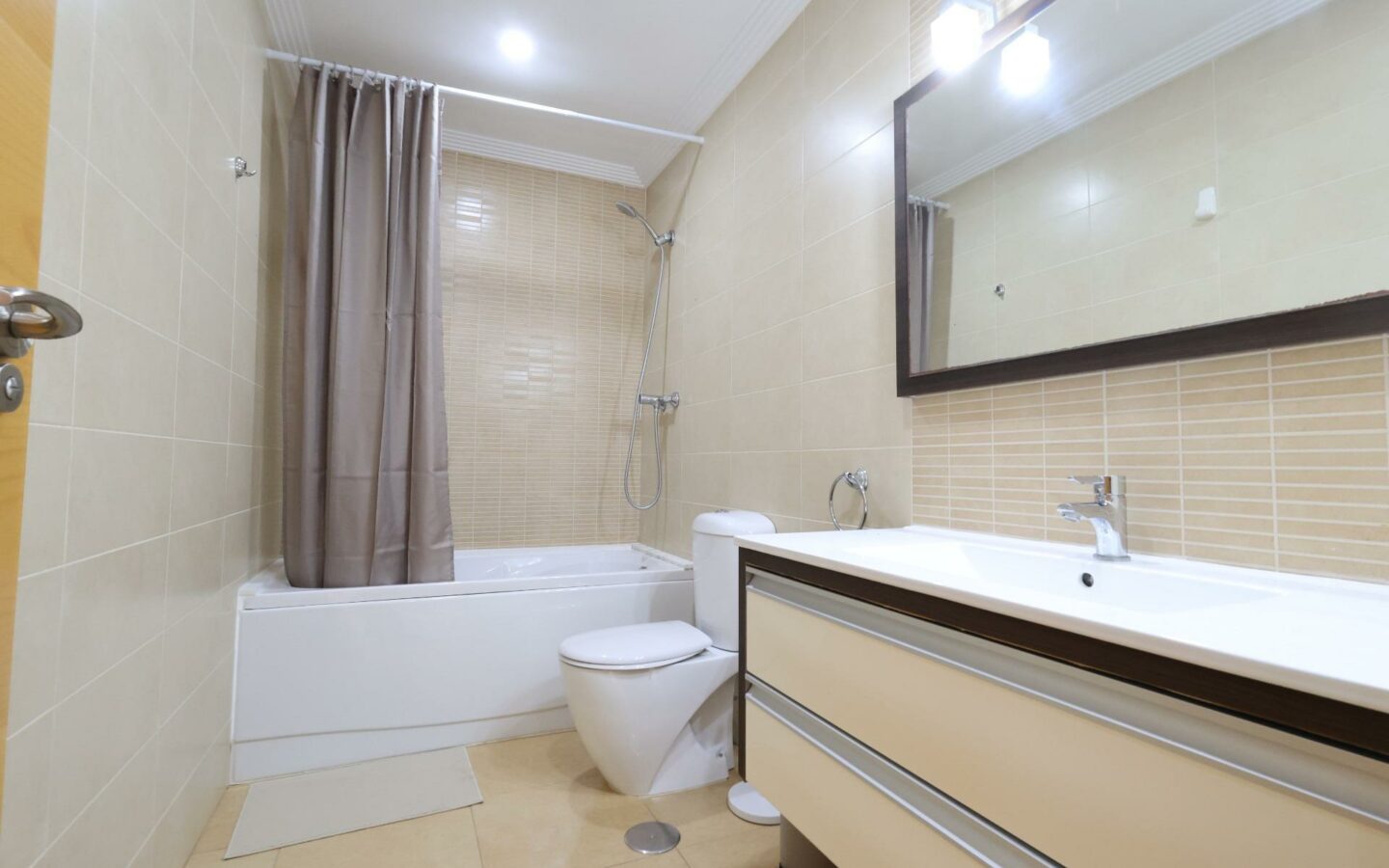 Apartment Of 68 M² With Mediter Real Estate In Orihuela Costa